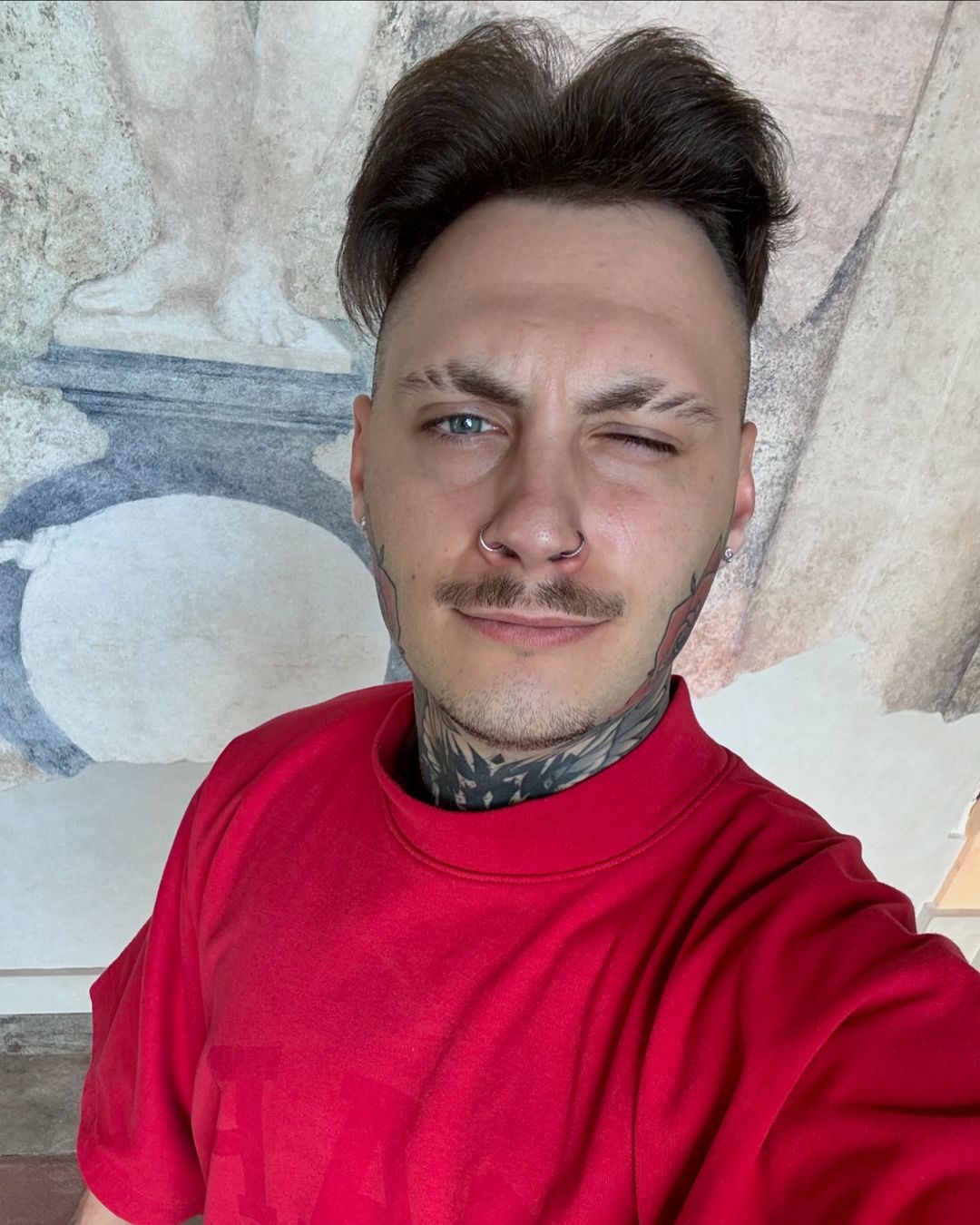 Українського блогера депортували з Польщі після заяв про життя у Москві та скандальних відео