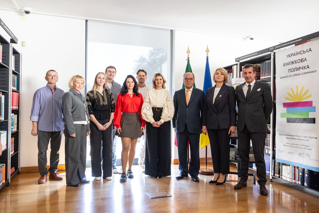 Во время визита в Португалию Зеленская показалась в особенной вышиванке: как выглядела первая леди