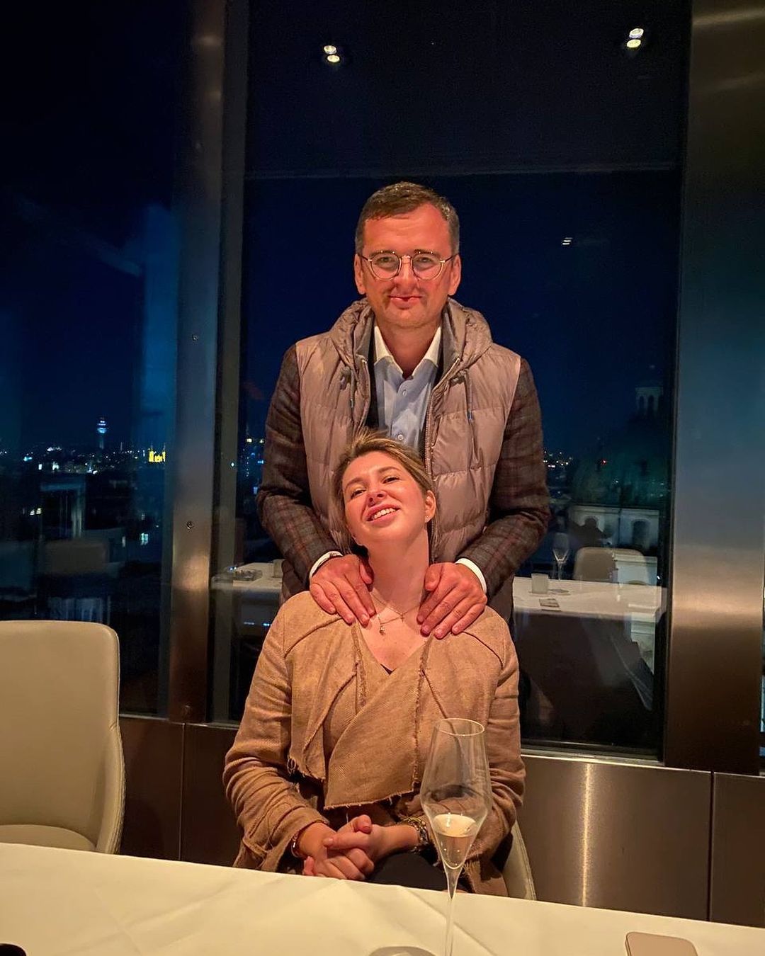 Обраниця Кулеби висловилася про кохання і показала романтичне фото: "Не можна соромитись"