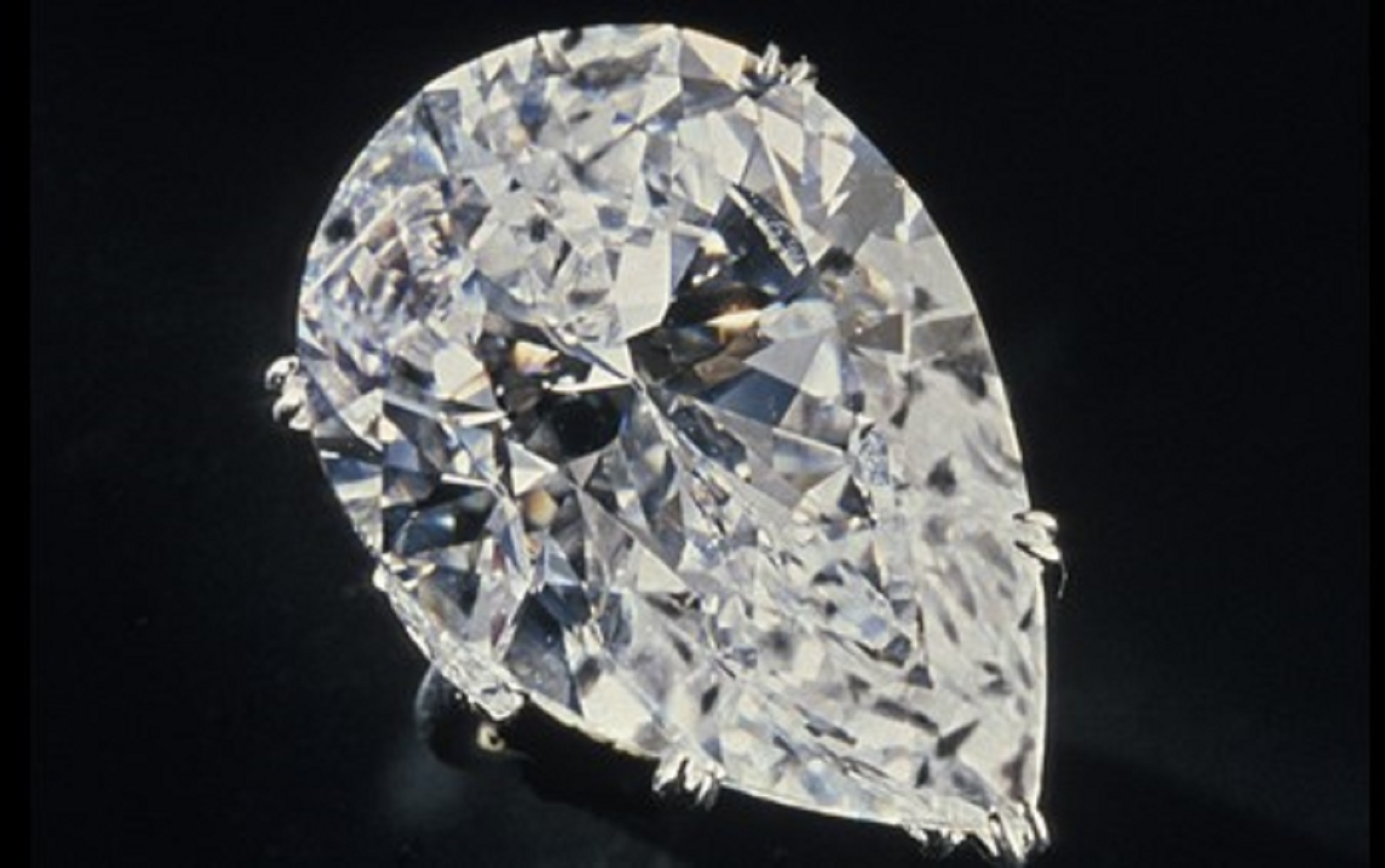 5 фантастически дорогих подарков мужчин своим любимым