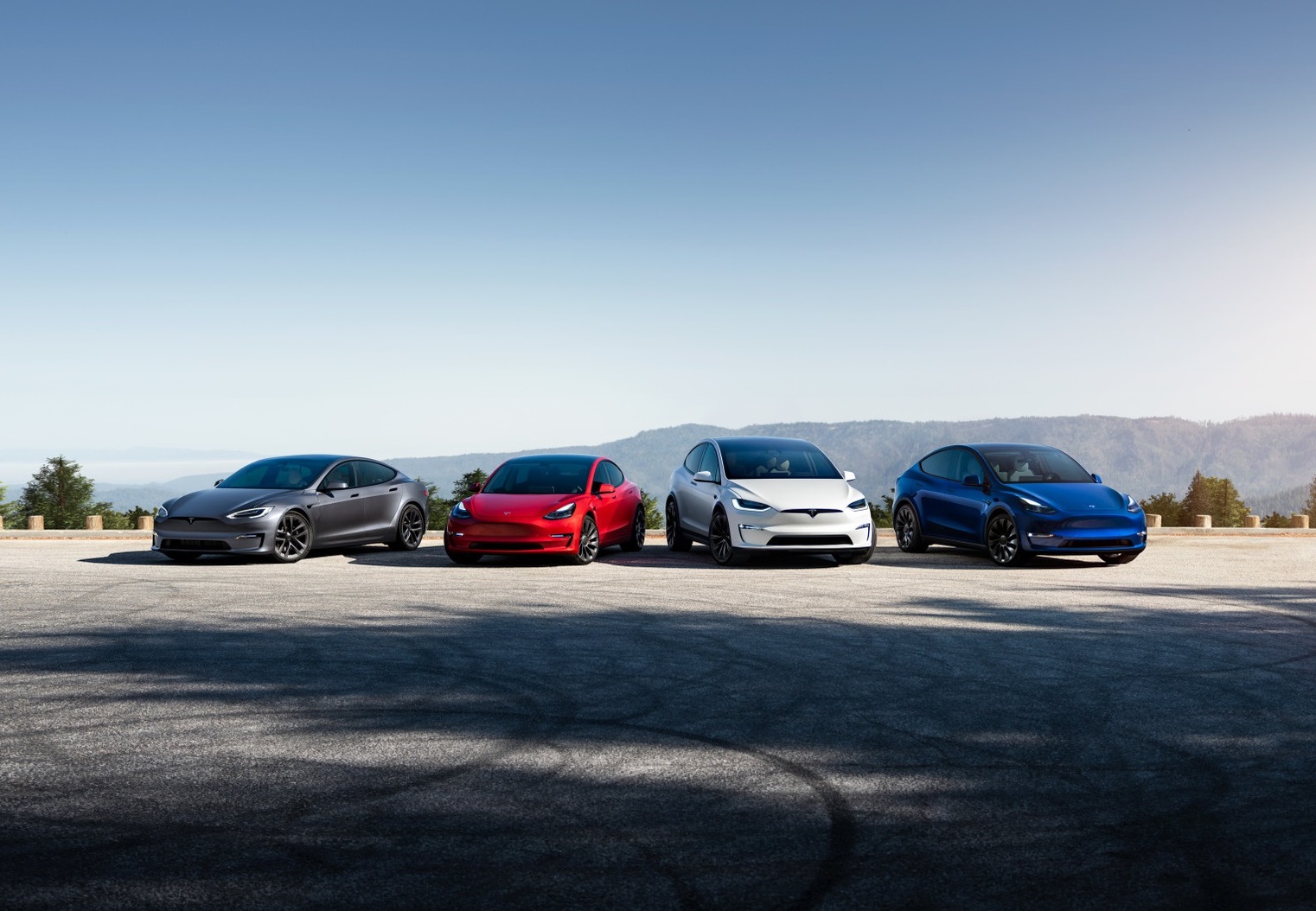 Порушники ПДР зрадіють: у Tesla виявили критичну несправність ременів безпеки