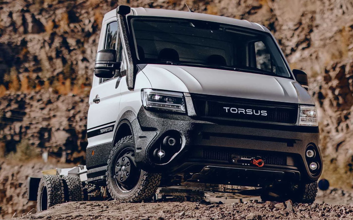 Создано в Украине: Torsus представил внедорожный грузовик для экстремальных условий