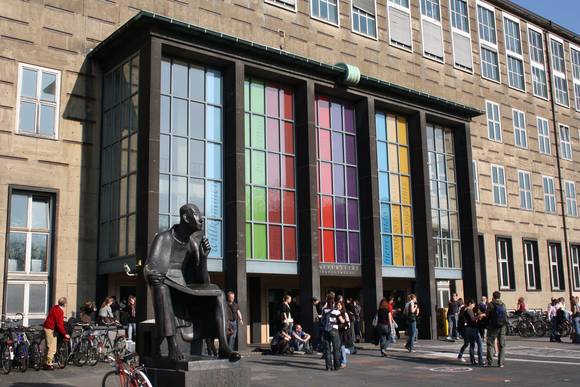 Франция, США, Япония, Германия: подборка стипендий на обучение за границей для украинцев