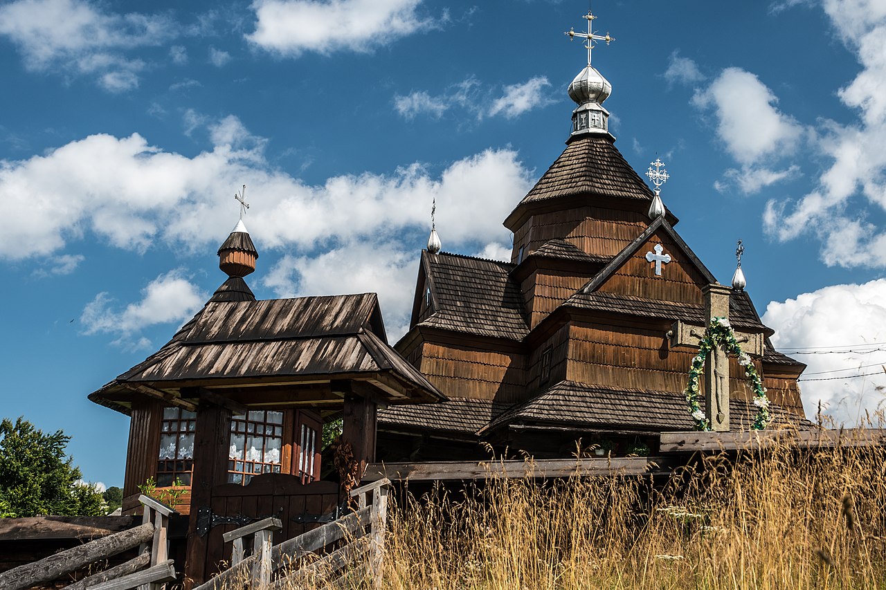 Віадуки, садиби та гори. Чим зайнятися у Ворохті восени: детальний розбір маршруту
