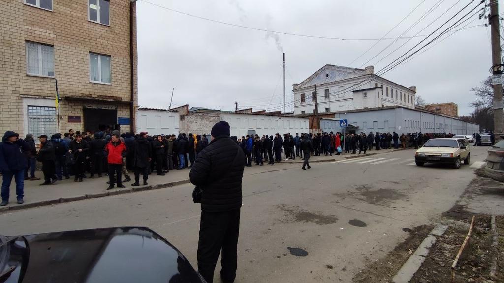 Від шоку до надії. Як Україна пережила перші дні війни з РФ