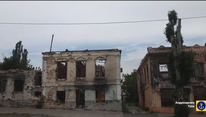 "Без прикрас та монтажу": у мережі показали хроніки "мертвого" Маріуполя