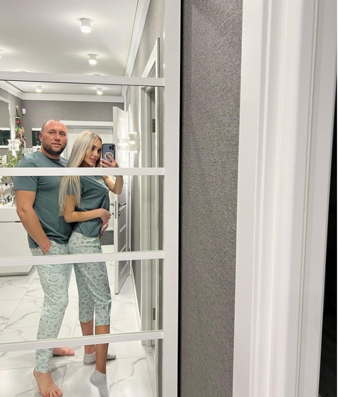 Скандал у Буковелі: ким виявився "мужик в халаті" і що його дружина-блогерка говорить про військового