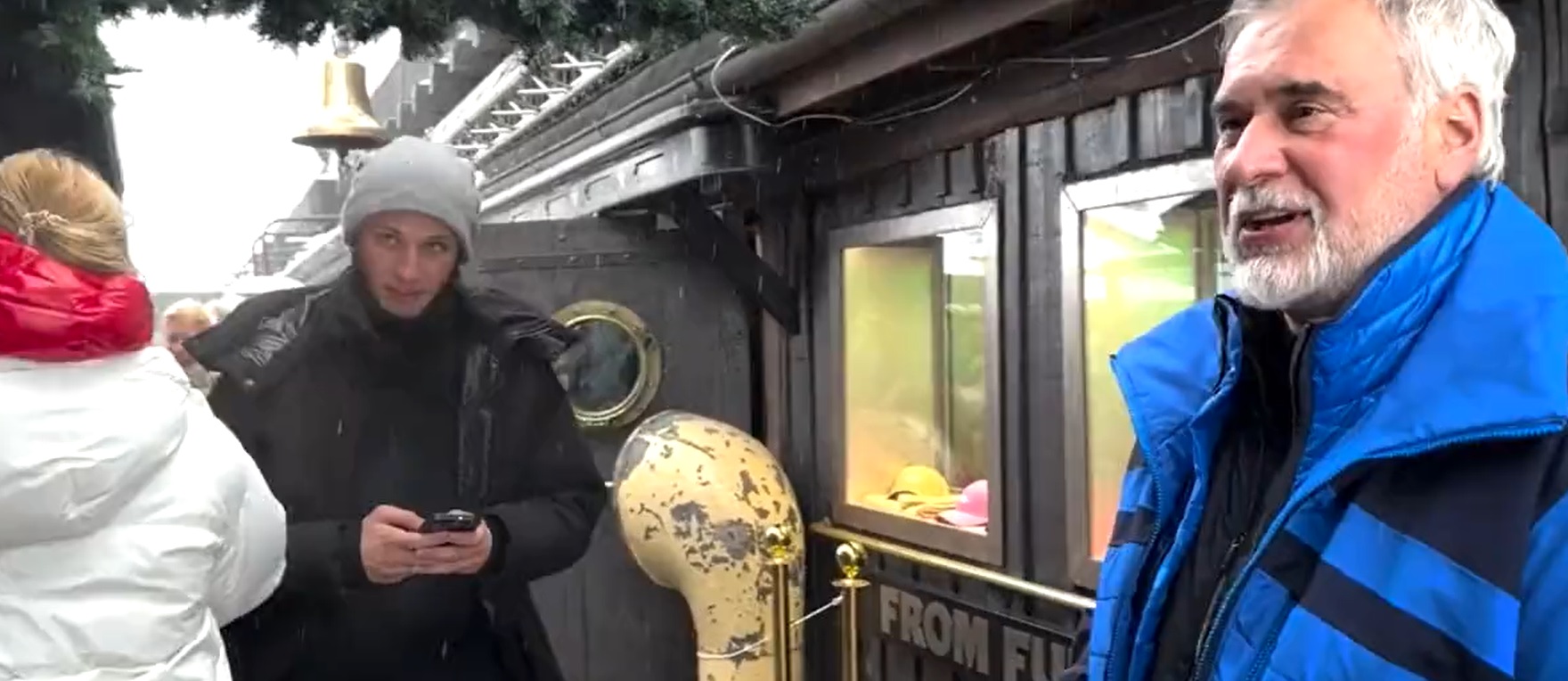 Меладзе на шикарному курорті втік від журналістів після питання про війну в Україні (відео)