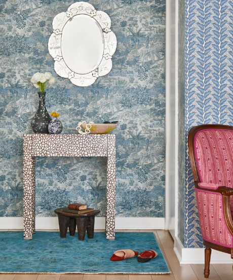 Класика по-новому: дизайнер показала головний тренд декору стін у 2024 році