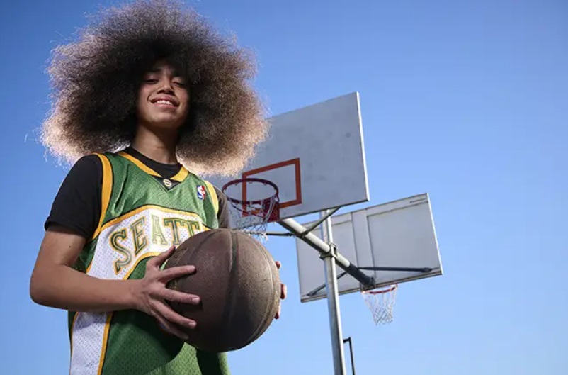 Найвищий бичок у світі, величезна колекція плюшевих ведмедиків. Хто ще увійшов до Книги Рекордів Гіннеса 2024