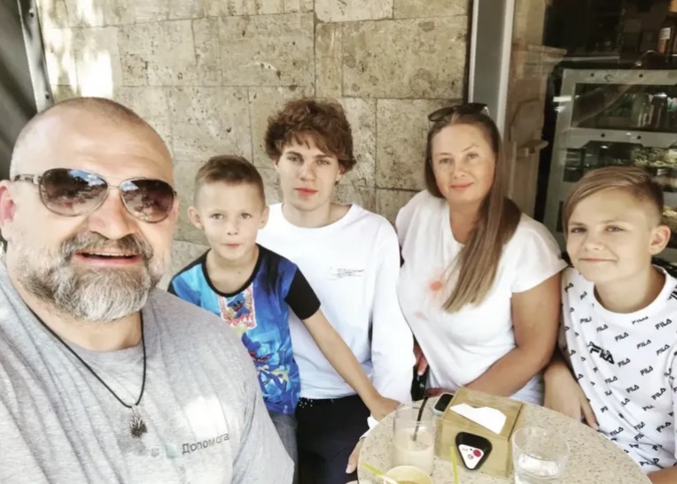 Василь Вірастюк після 15 років шлюбу зі скандалом розлучається з дружиною