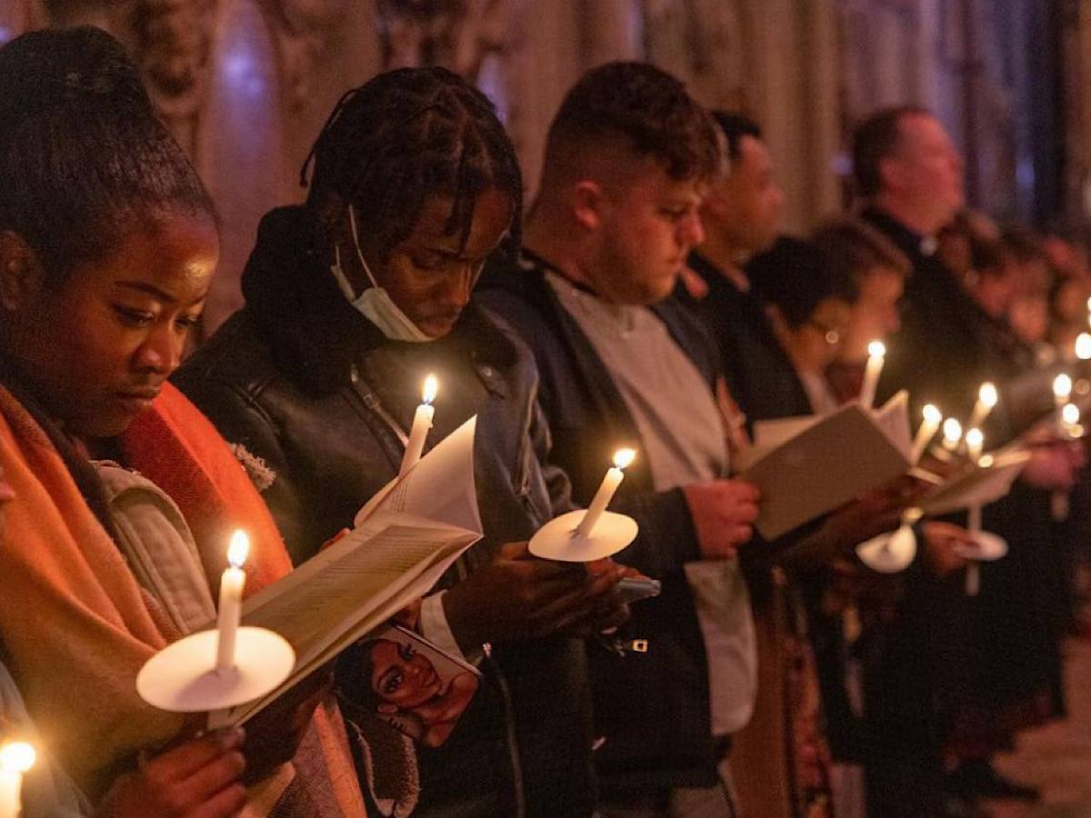 Кейт Міддлтон у різдвяному вбранні повідомила гарну новину: про що мова