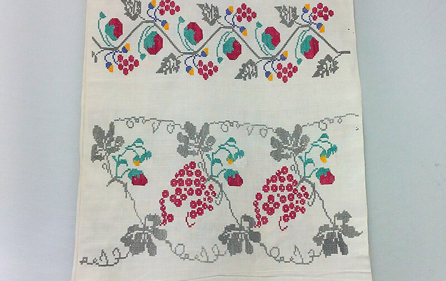 Что означает вышитый рушник и почему его считают духовным щитом семьи