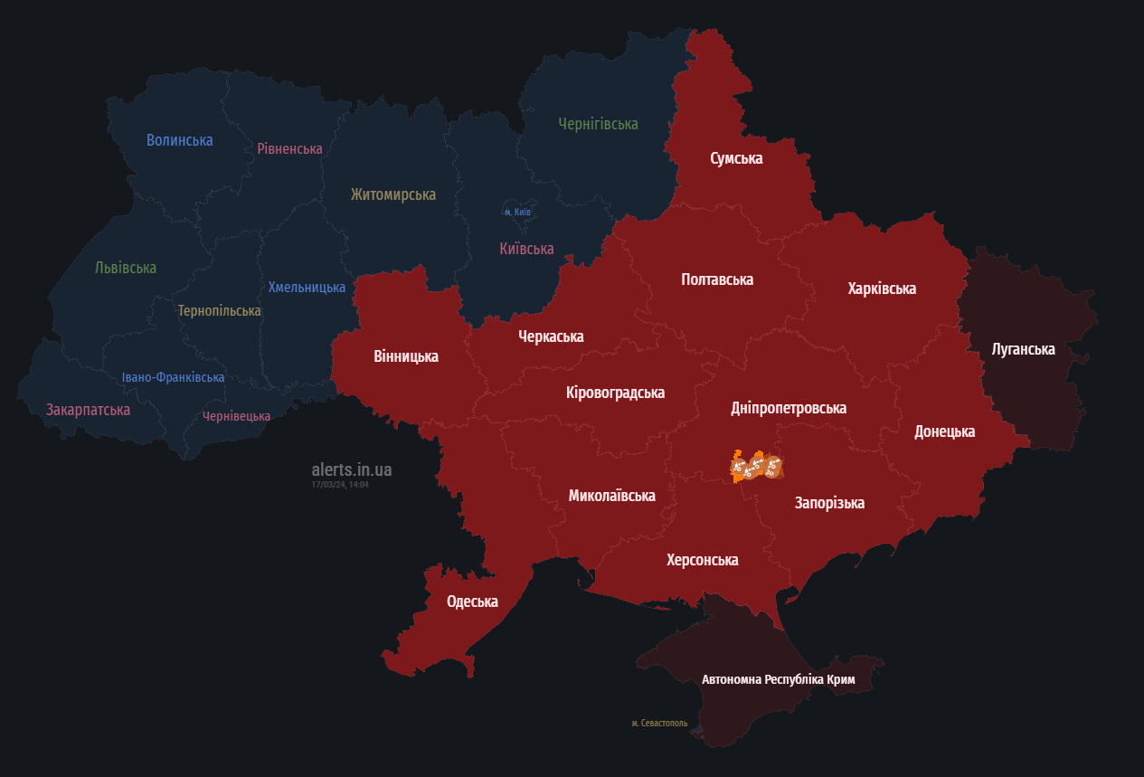 У Миколаєві пролунали вибухи, є "прильоти"