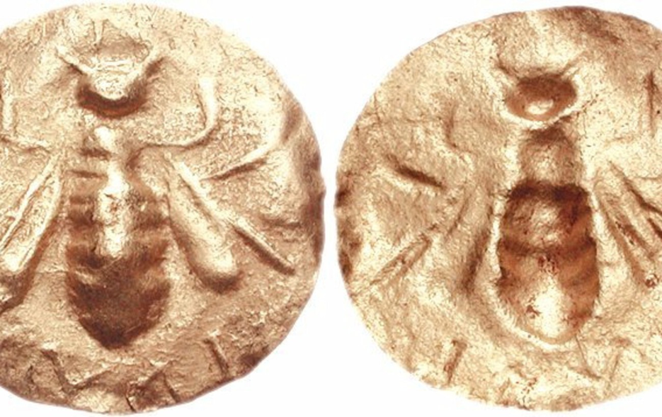 Скіфські кургани, слов'янські вогнища та княжі саркофаги: історія поховань в Україні