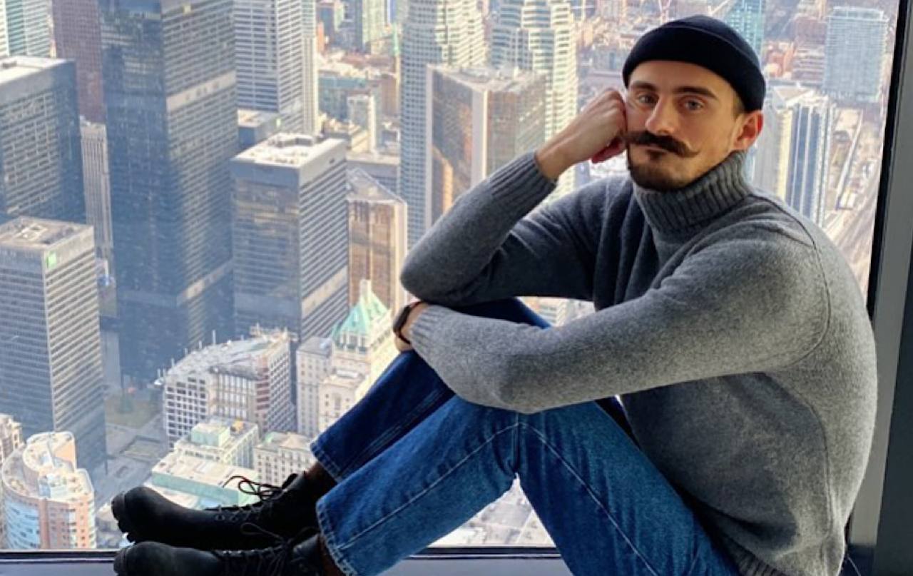 Купляє ношені кросівки: Ніколас Карма дізнався вартість луку відомого коміка Антона Мурафи (відео)