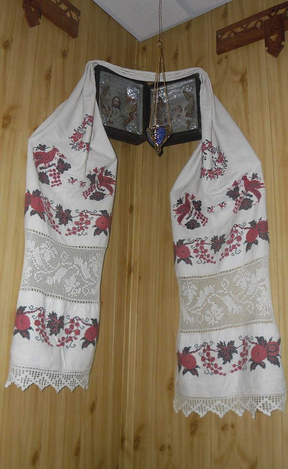 Українська хата: 7 предметів, які мали магічне значення