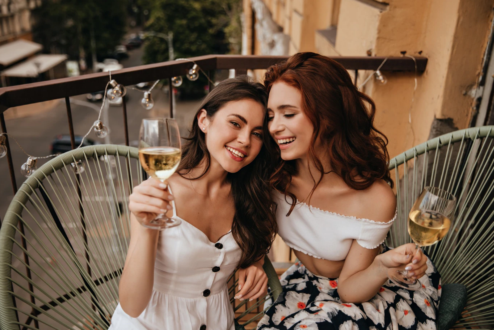 Вот что происходит с вашим организмом после бутылки вина