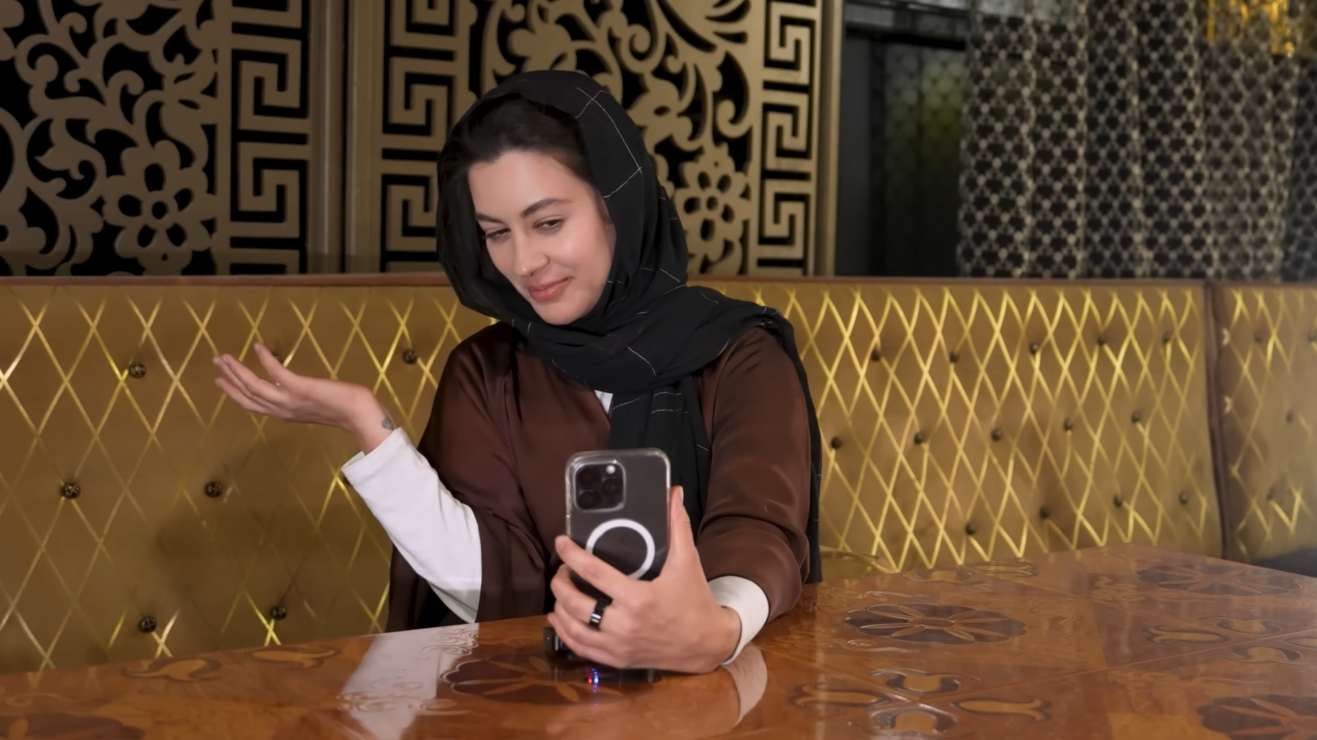 "Готель хороший". Раміна здивувала батька неочікуваним дзвінком з Афганістану