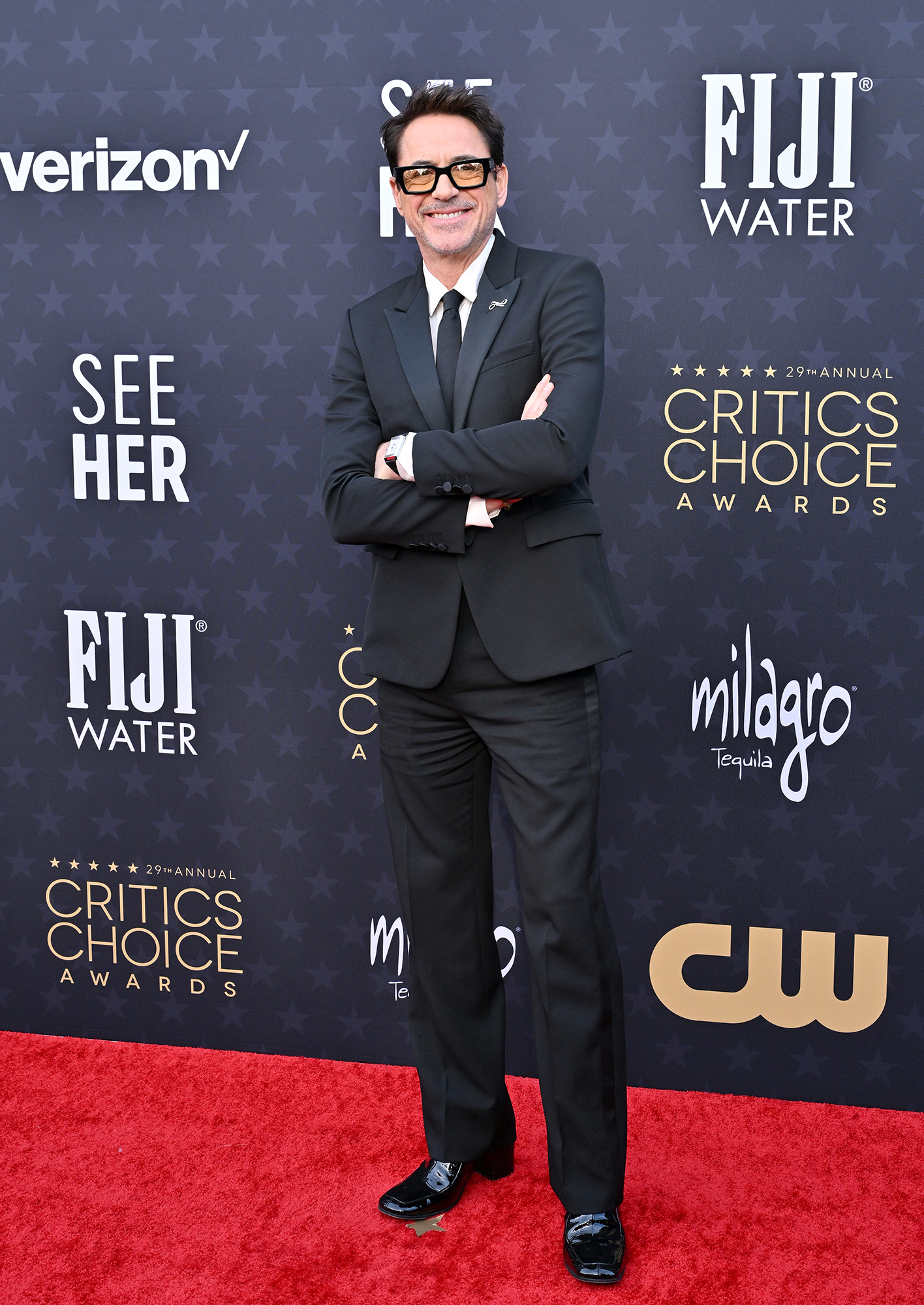 Лучшие образы звезд на красной дорожке Critics Choice Awards (фото, видео)