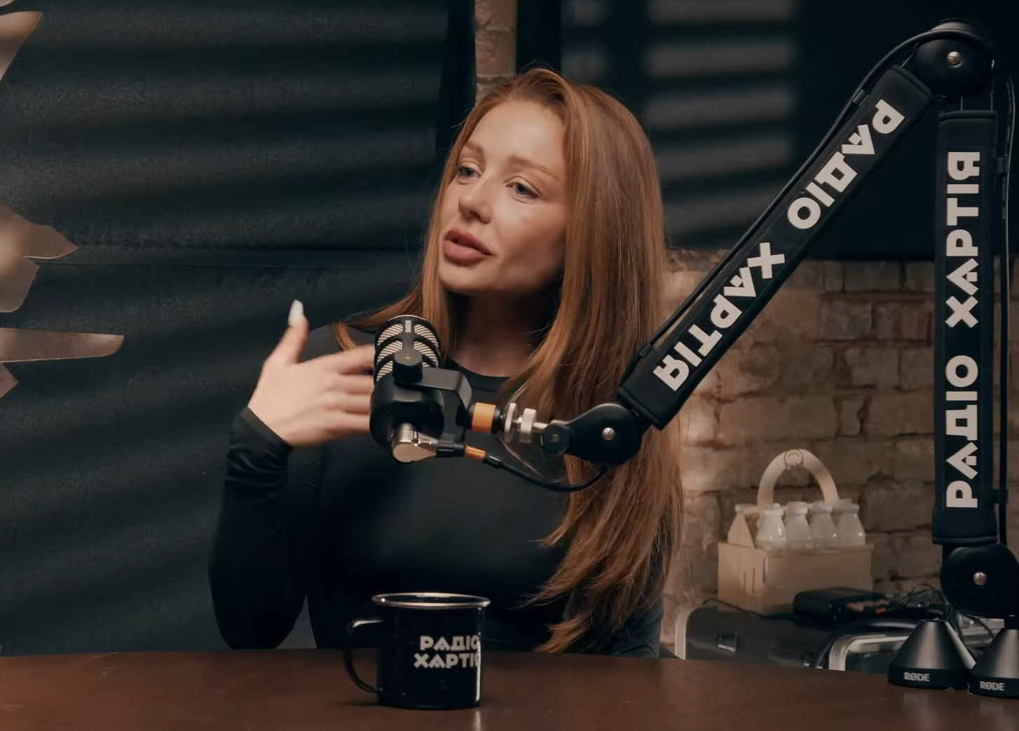 "Є розрив". Тіна Кароль чесно висловилася про українців за кордоном (відео)