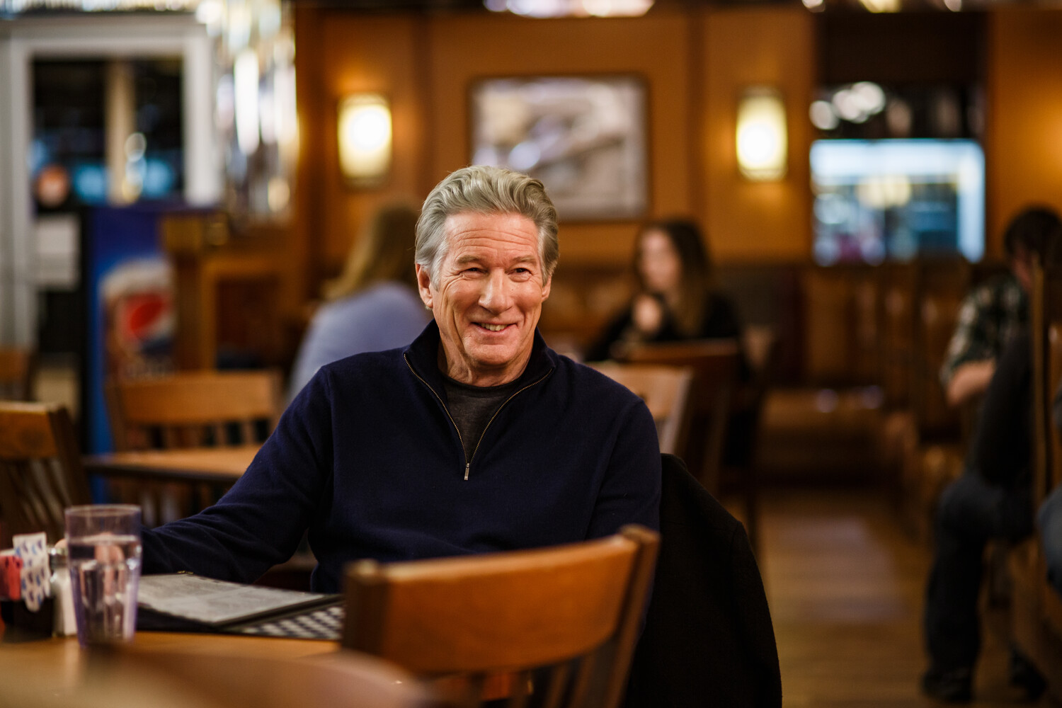 Як зараз виглядають головні герої романтичної історії "Красуня" (фото)