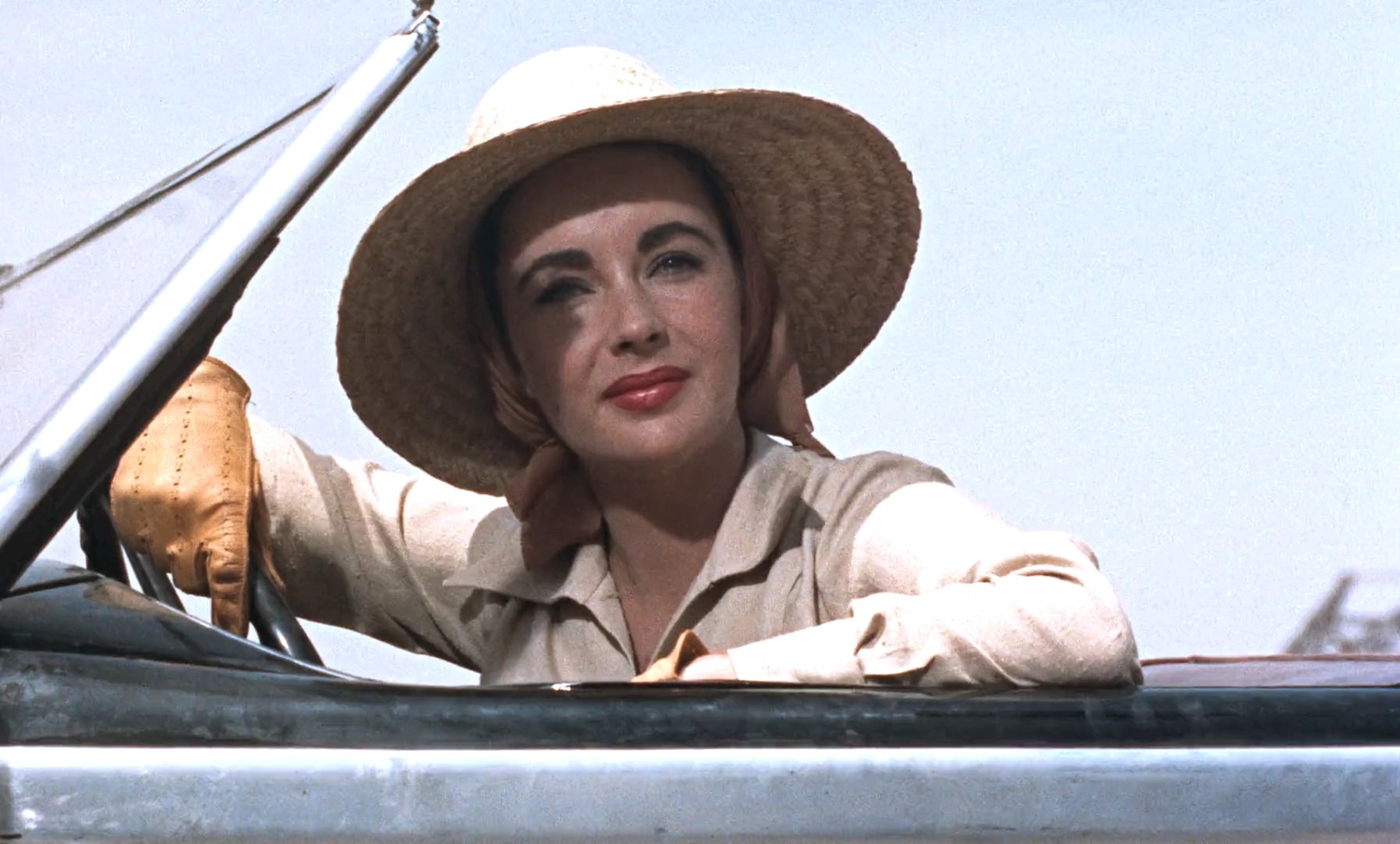 Кім Кардашьян перевтілиться в Елізабет Тейлор: що відомо