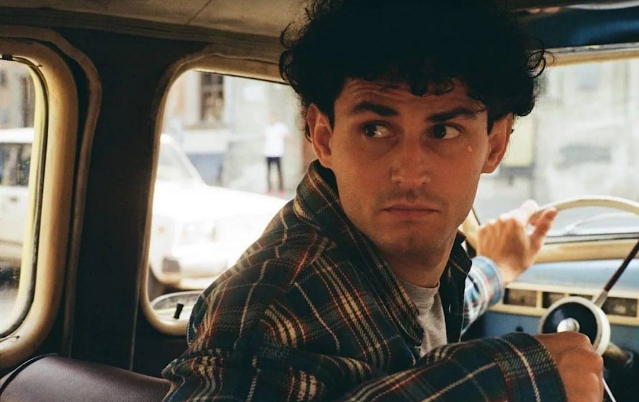 Что известно об актере, который сыграл Кузьму Скрябина в фильме "Я, Победа и Берлин"