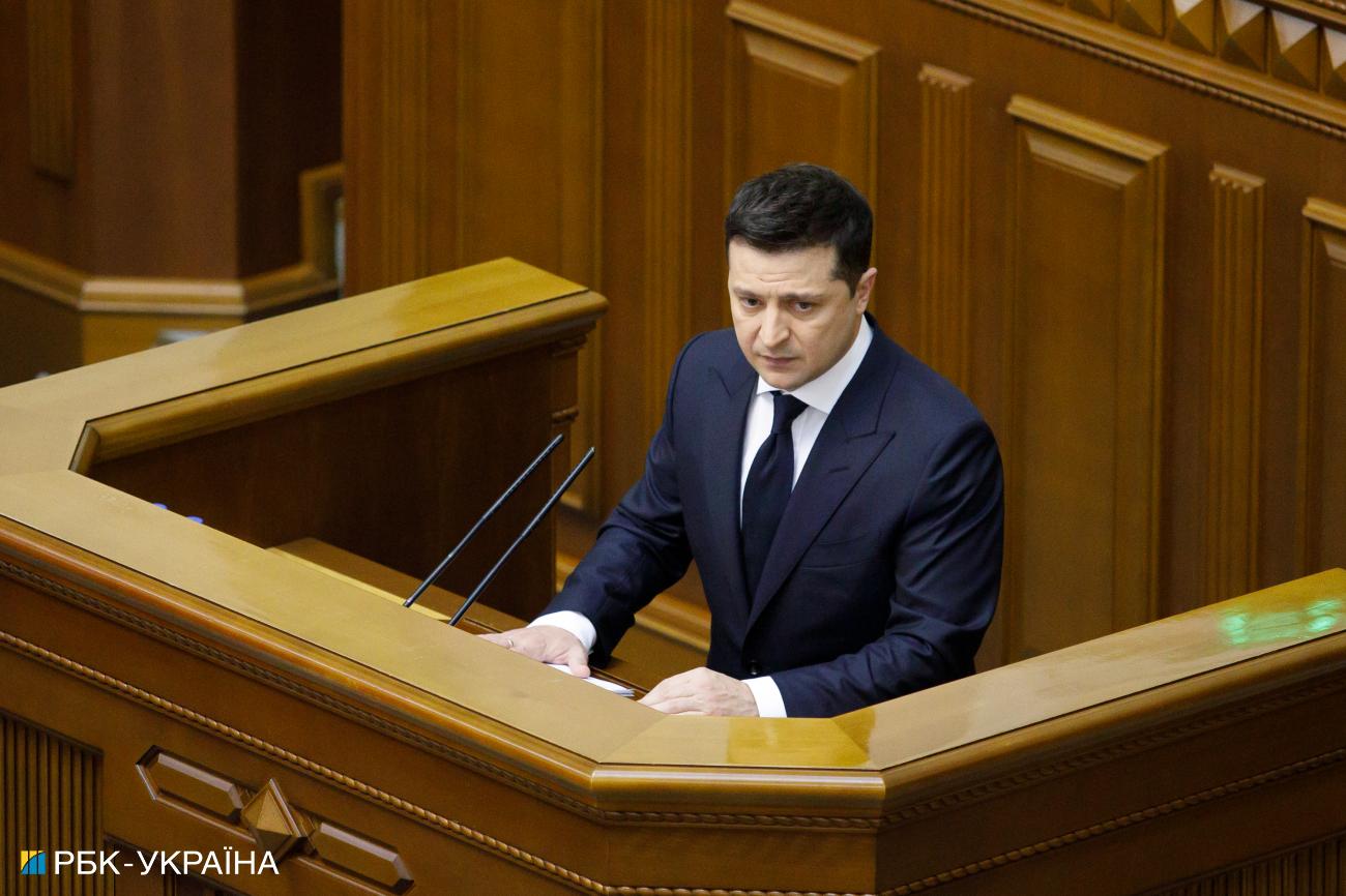 Громади, повіти і префекти. Що Рада може змінити у Конституції цього року