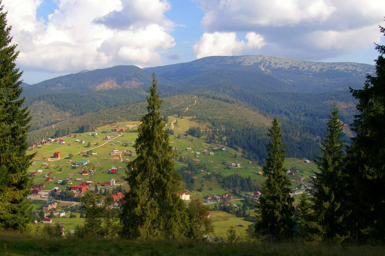 Не гірше, ніж в Буковелі. 8 мальовничих карпатських селищ для сімейного відпочинку