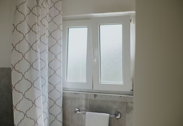 Звичайний предмет ванної кімнати може дуже зашкодити вашому здоров’ю: що відомо