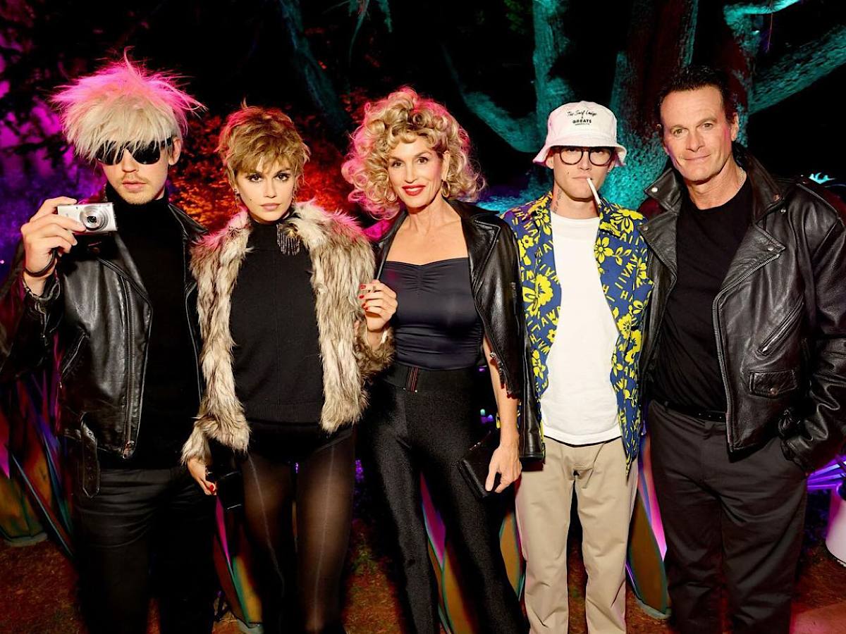 10 впечатляющих образов голливудских звезд на вечеринке Хэллоуин 2023