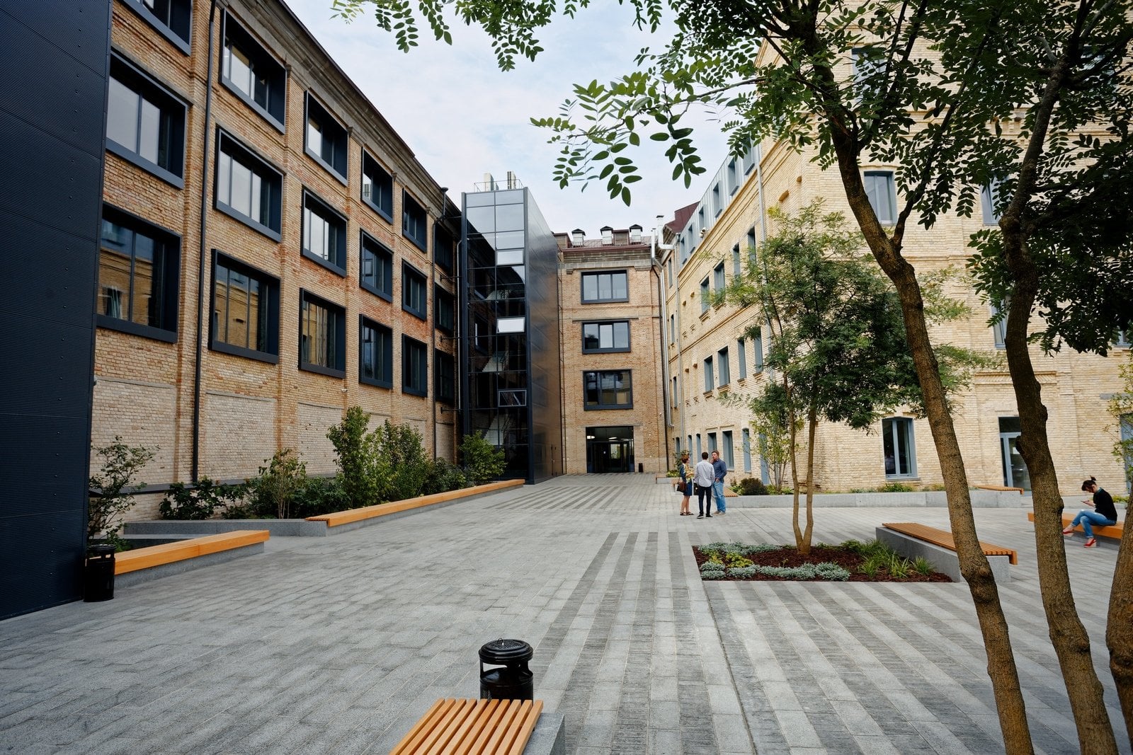 Стеклянный мост, Рошен и частная школа: семь проектов из Киева стали номинантами европейской премии