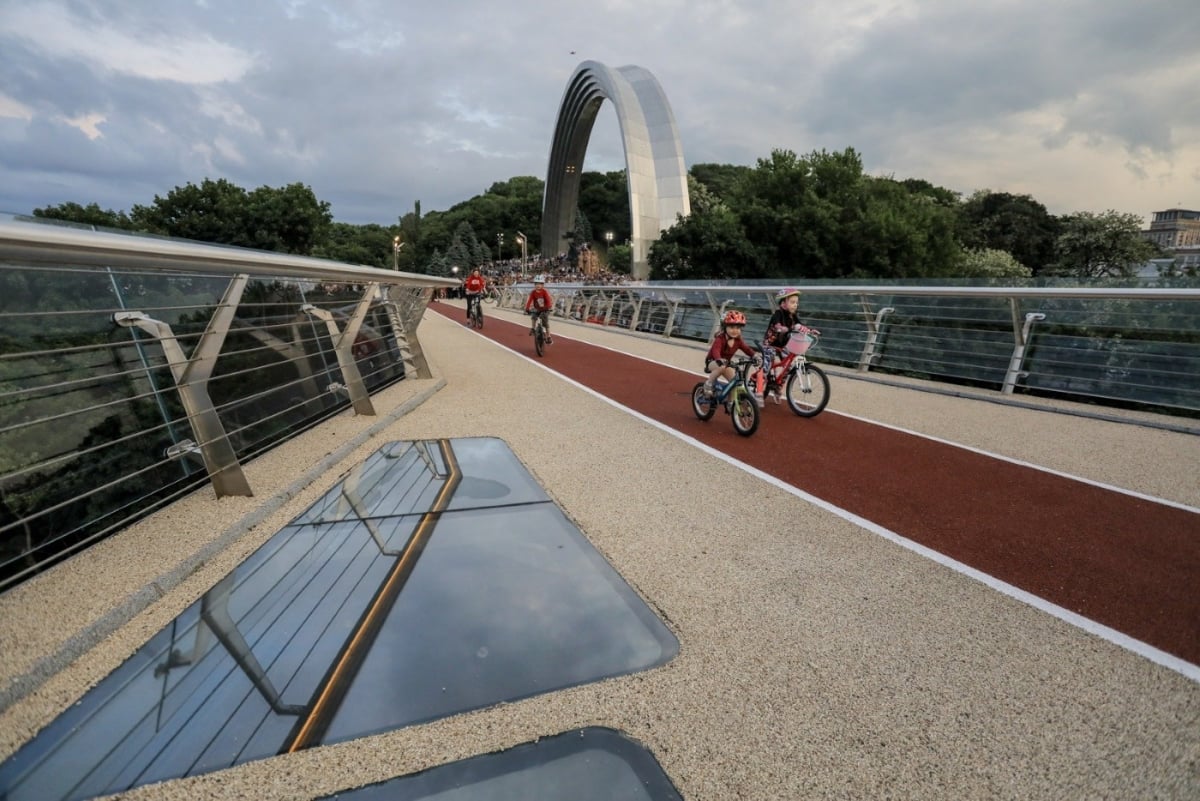 Стеклянный мост, Рошен и частная школа: семь проектов из Киева стали номинантами европейской премии