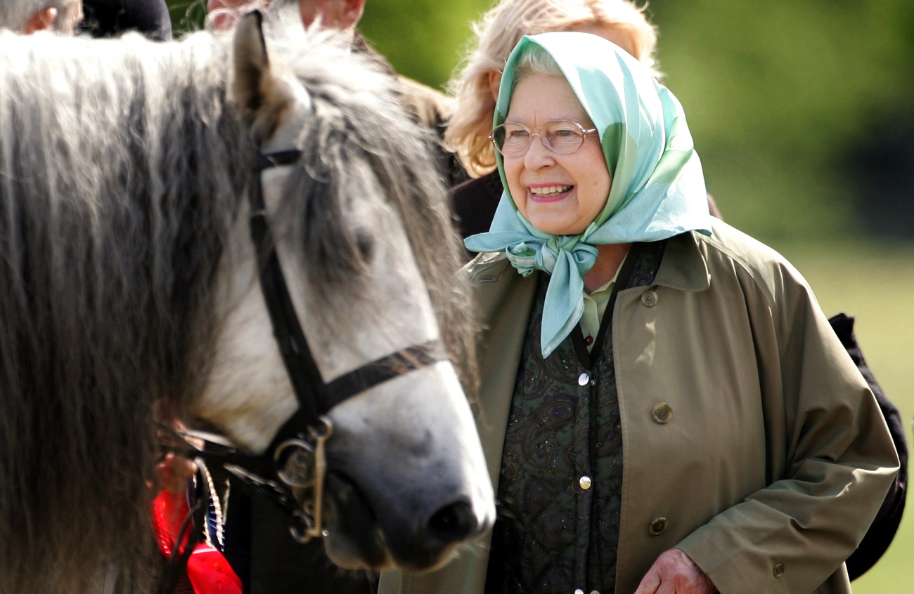 Названа интересная ежедневная привычка Елизаветы II, которой она не изменяла почти 30 лет