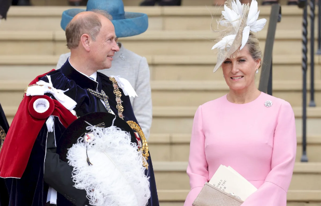 Дети, внуки и правнуки Елизаветы II: кто они - самые родные люди королевы