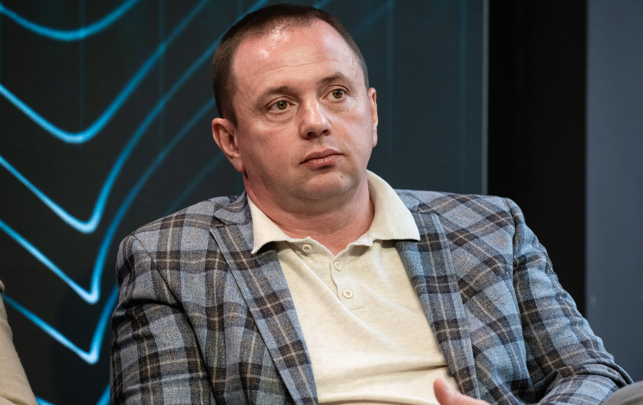 Гроші з сонця та вітру: що заважає Україні залучати інвестиції у зелену енергетику