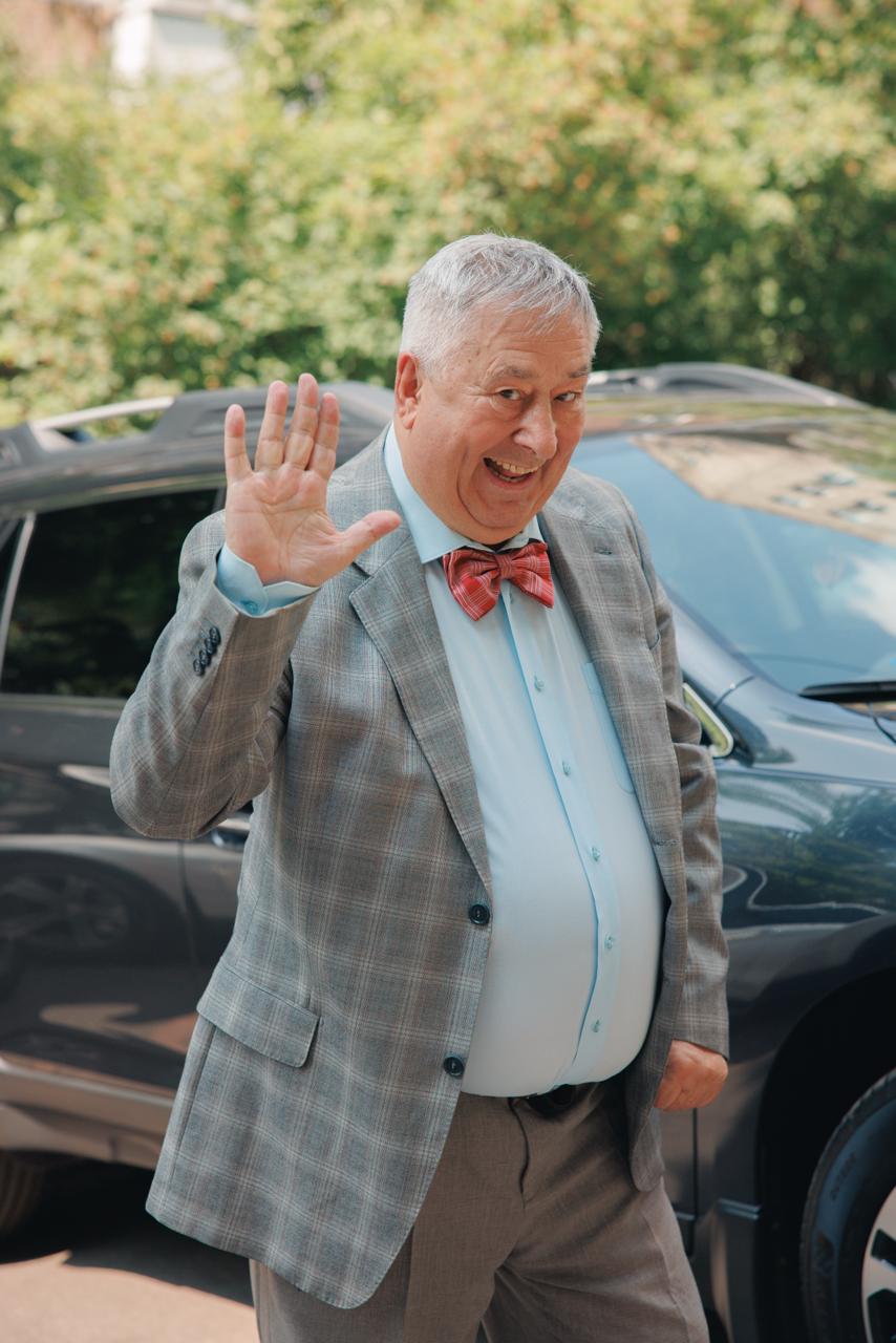 "Миколина погода" повертається: як змінився легендарний ведучий (фото)