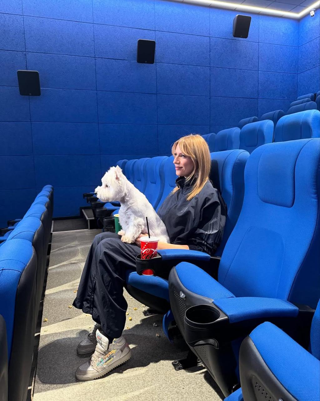 Як Леся Нікітюк ховала вагітний животик і ніхто не помічав: модні образи, які легко повторити