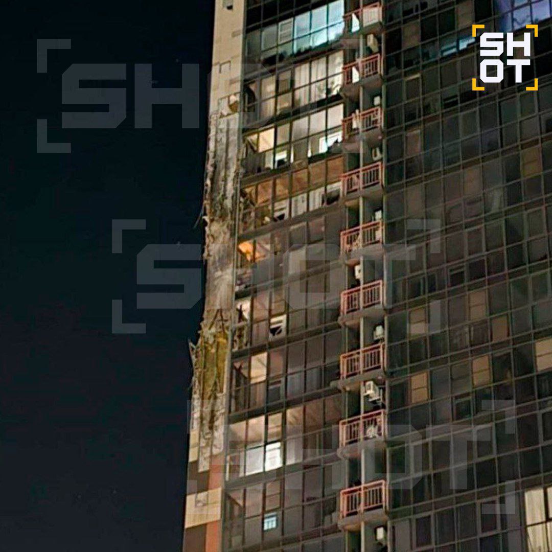 Невідомі дрони атакували Ростовську область, пошкоджені будинки та автомобілі