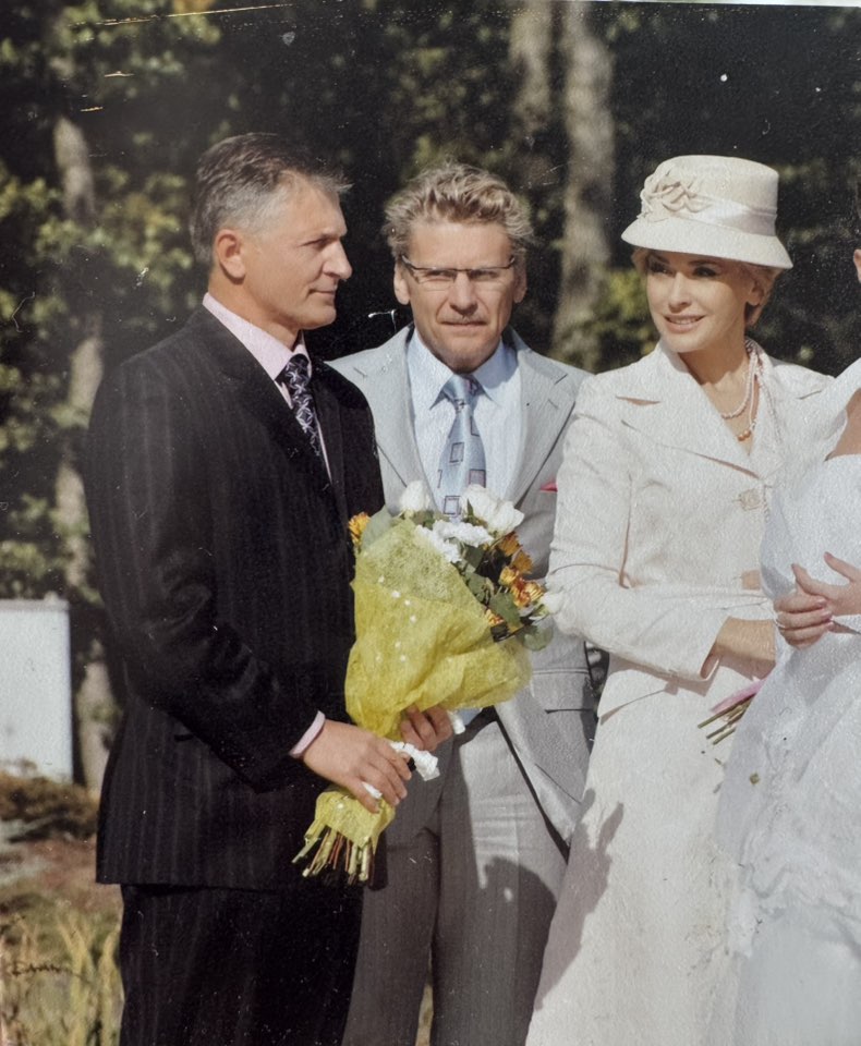 Ольга Сумська зачарувала рідкісним фото з відомими акторами: "Які партнери"