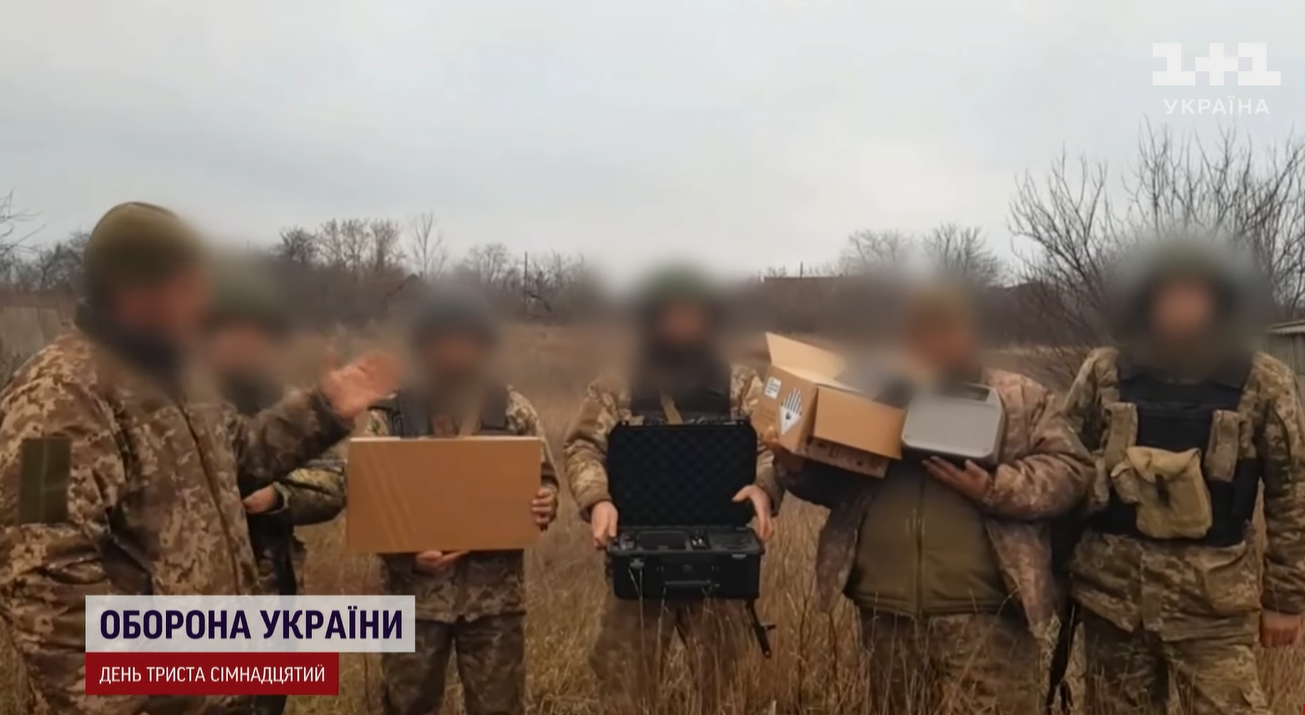 "Пишаємося такими людьми": матір загиблого військового передала мільйон гривень для ЗСУ