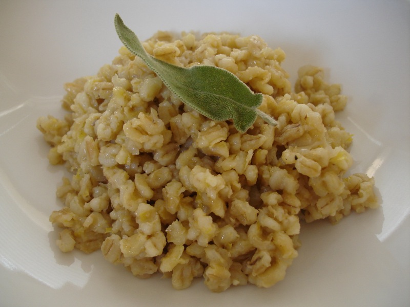 Експерт з лікувального харчування назвала кращу кашу для осені: як її готувати