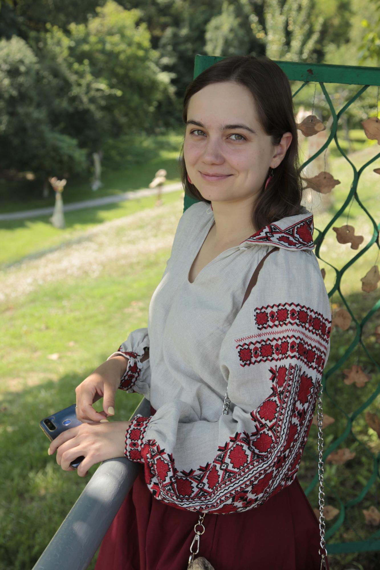 У меня есть вишиванка прабабушки. Пошаговая инструкция, как хранить вещи с историей