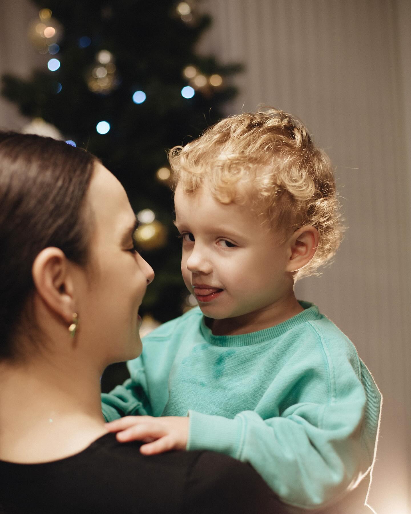 Дружина Тімура Мірошниченка розчулила мережу фото з названим сином та зворушливим дописом