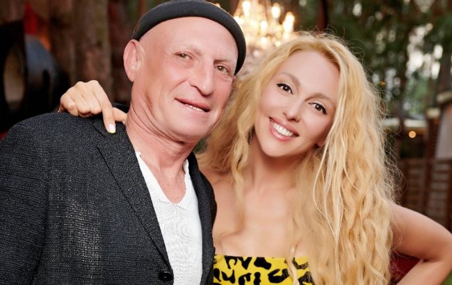 "Я молчала много лет". Муж Поляковой публично унизил ее экс-продюсера: она ответила