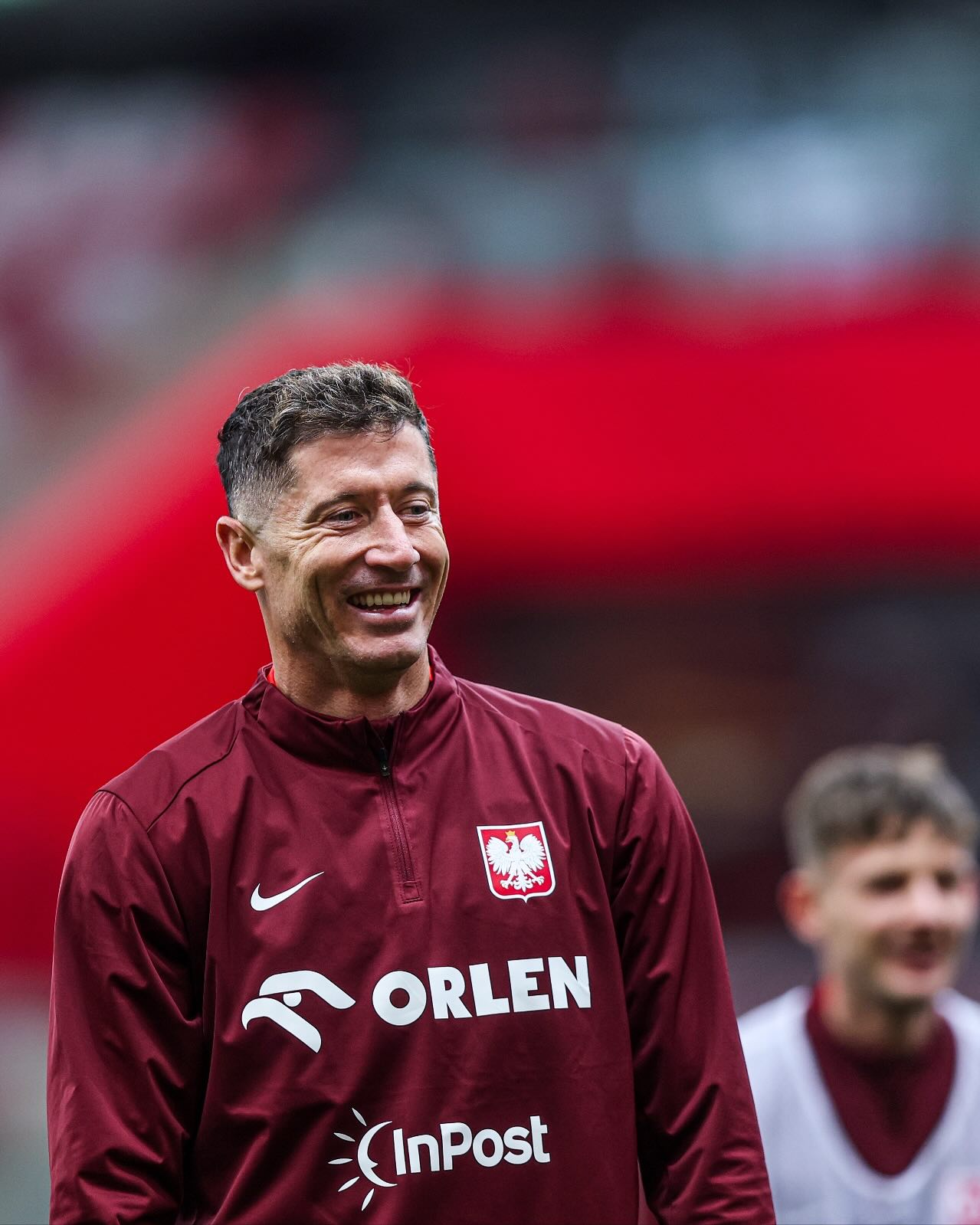 Готовий навіть на ротацію: Левандовський чіпляється за "Барселону", але клуб вже шукає заміну