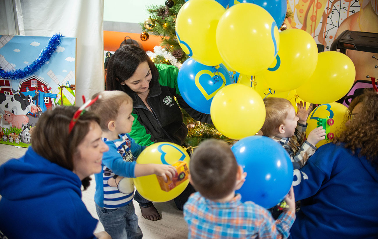 Понад 17 000 наданих медичних послуг: АЗК UPG та FRIDA Ukraine продовжують допомагати цивільним