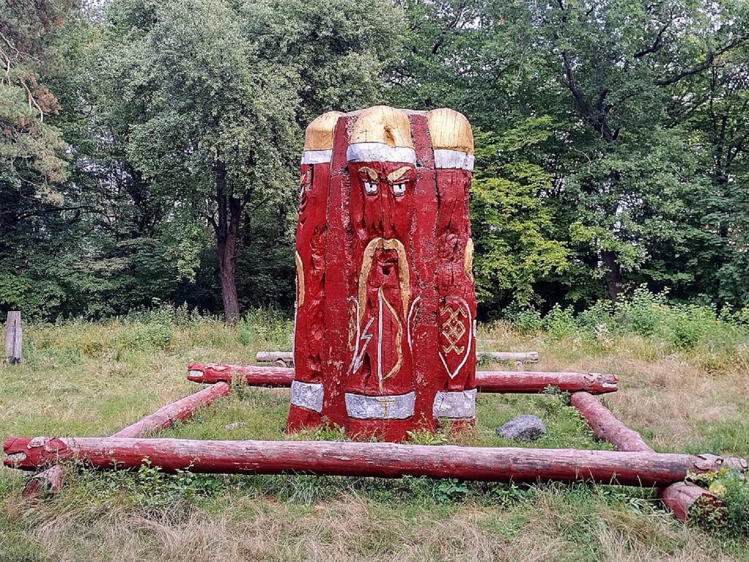 Лысая гора в Киеве: действительно ли здесь бывает нечистая сила?