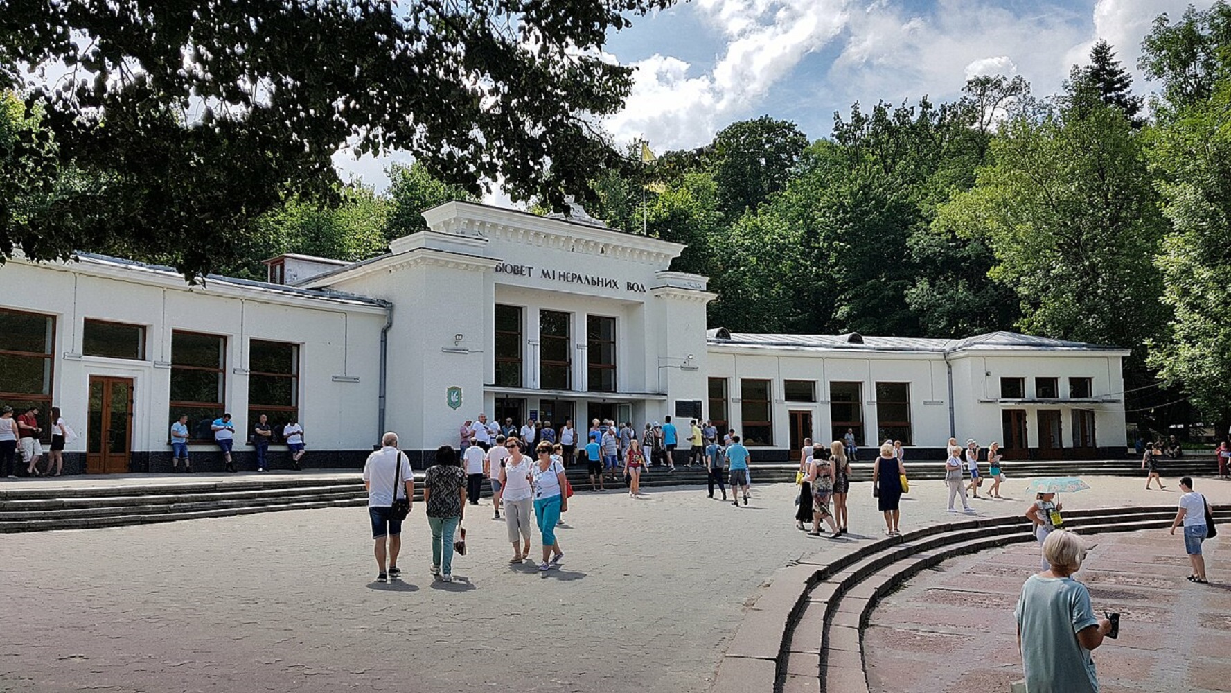 Творят чудеса с организмом: 4 лучших осенних курорта Украины для полного оздоровления